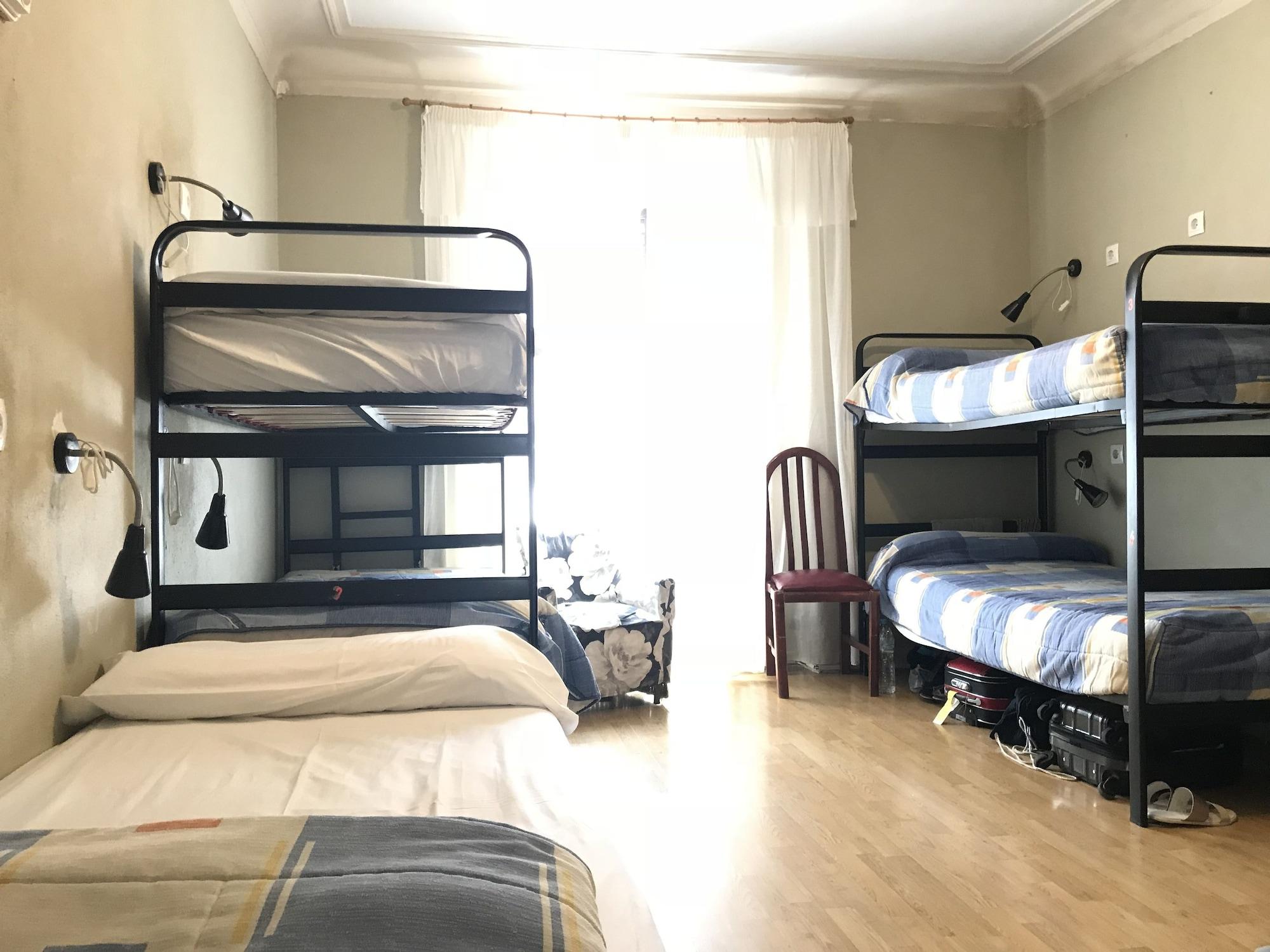 Rc Miguel Angel Hostel Madrid Exterior photo Hostel room in Madrid, Spain