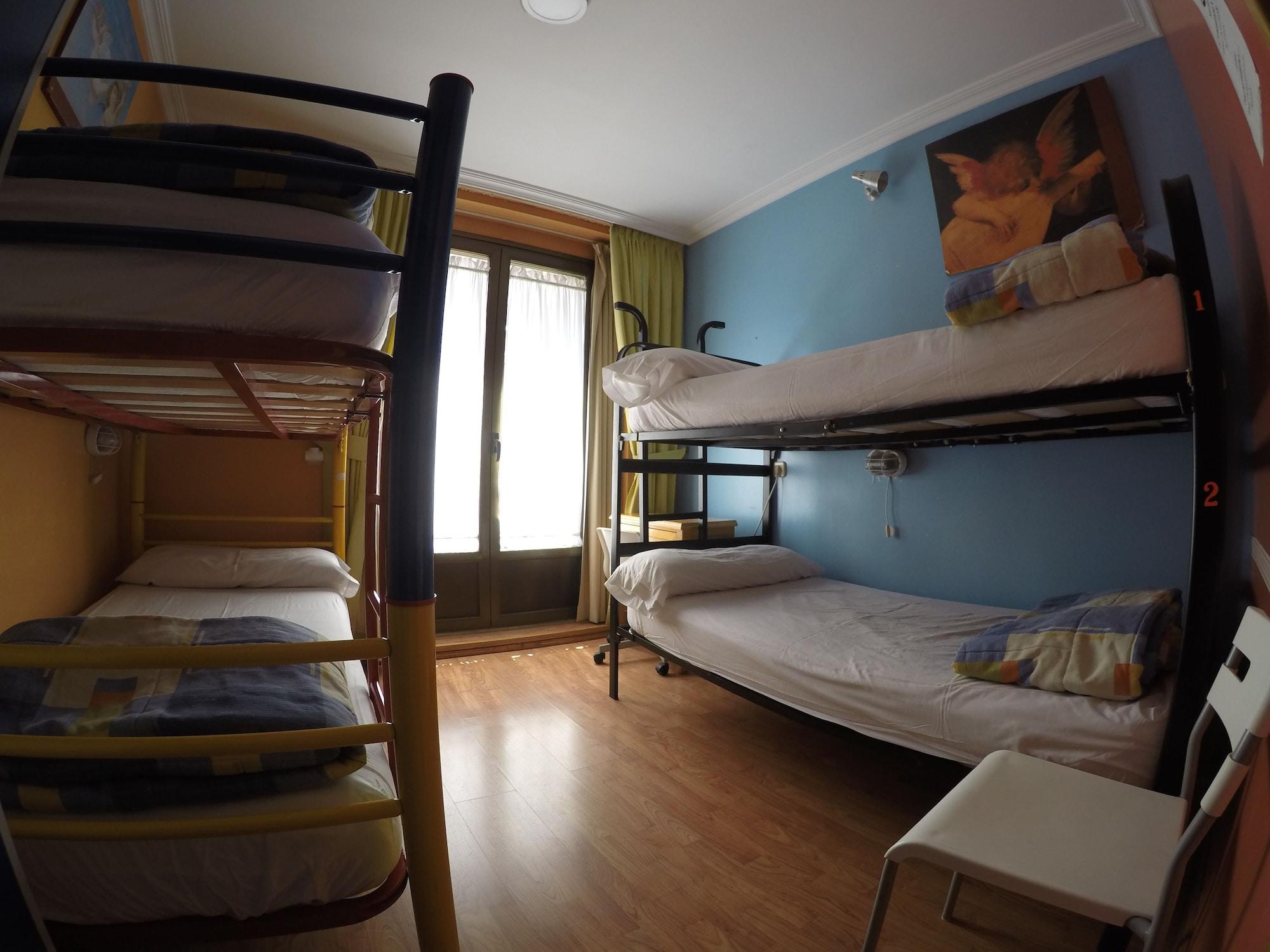 Rc Miguel Angel Hostel Madrid Exterior photo Hostel room in Madrid, Spain