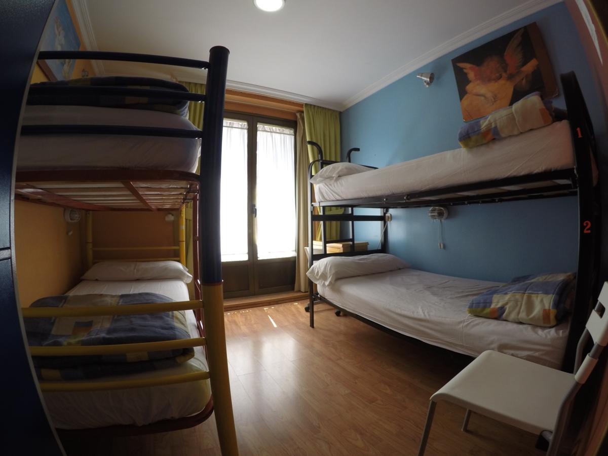 Rc Miguel Angel Hostel Madrid Exterior photo Hostel room in Madrid, Spain